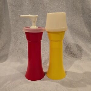 Vintage‎ Tupperware Ketchup and Mustard Dispenser Pumps with Lid Red & Yellow